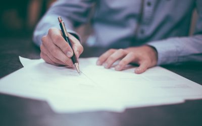7 طرق لإستخدام قانون الجذب لتجلّي مثل البرق